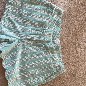 Crown & Ivy Scalloped Shorts